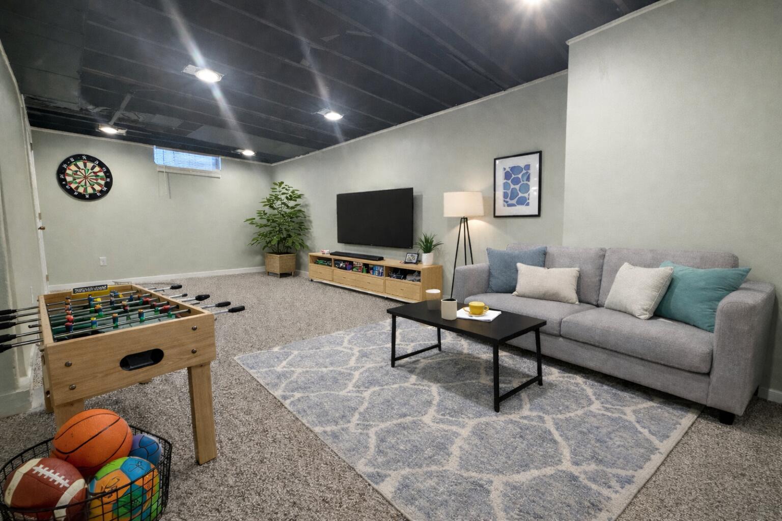 3728 South 19th Street Milwaukee, WI 53221 - Photo 11 of 14 74EEFD09-A474-4592-AFA8-62547B42E6D7