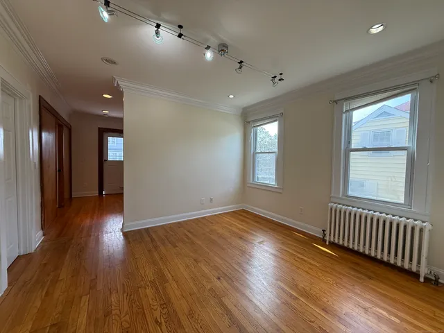 $2,600 | 556 Hawley Avenue, Bridgeport, CT 06606