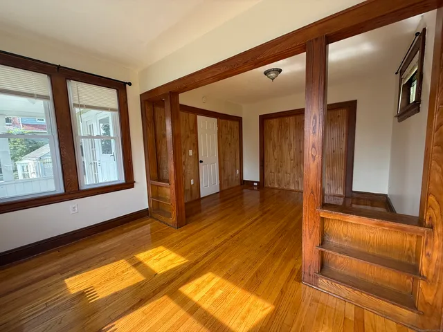 $2,600 | 556 Hawley Avenue, Bridgeport, CT 06606