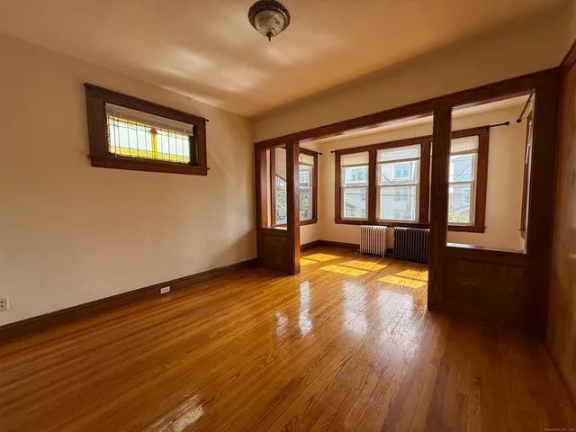 $2,600 | 556 Hawley Avenue, Bridgeport, CT 06606