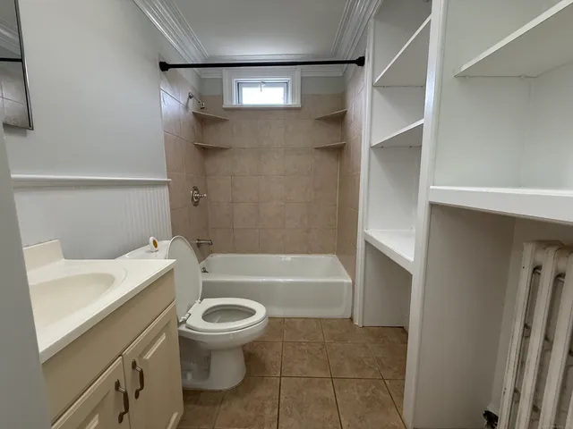 $2,600 | 556 Hawley Avenue, Bridgeport, CT 06606