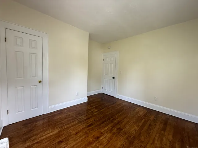 $2,600 | 556 Hawley Avenue, Bridgeport, CT 06606