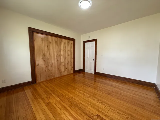 $2,600 | 556 Hawley Avenue, Bridgeport, CT 06606