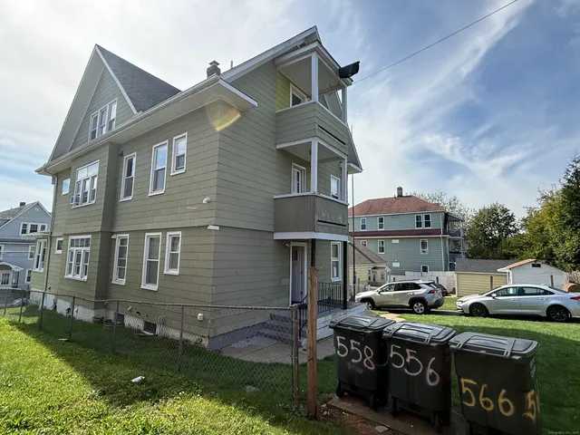 $2,600 | 556 Hawley Avenue, Bridgeport, CT 06606