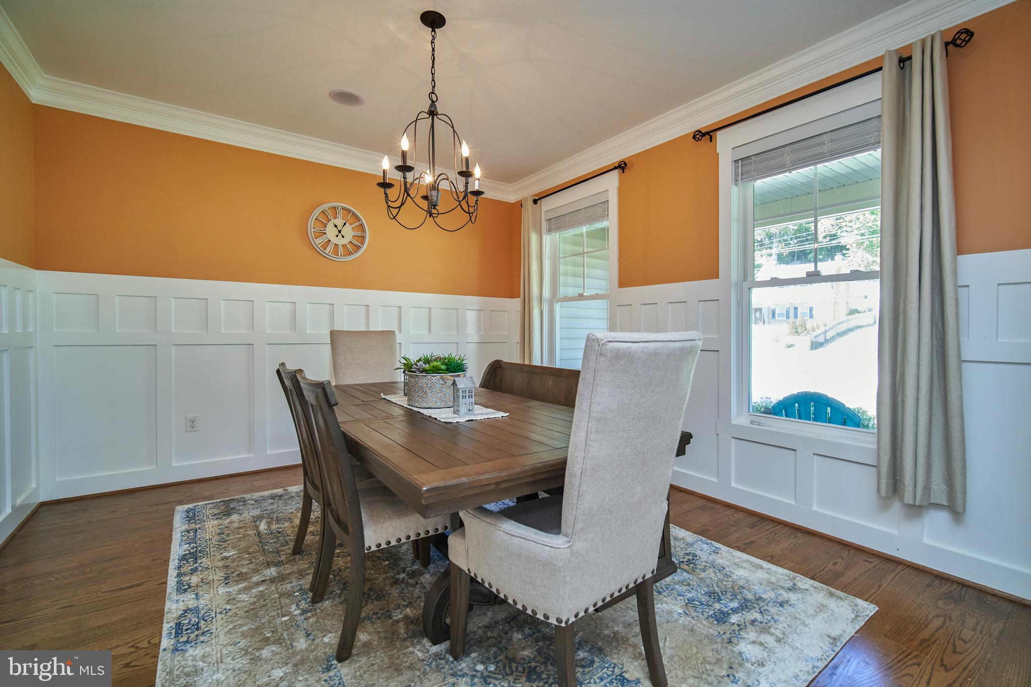 3117 Spring Drive Alexandria, VA 22306 - Photo 13 of 48 Spacious dining rm- good wall space for furniture