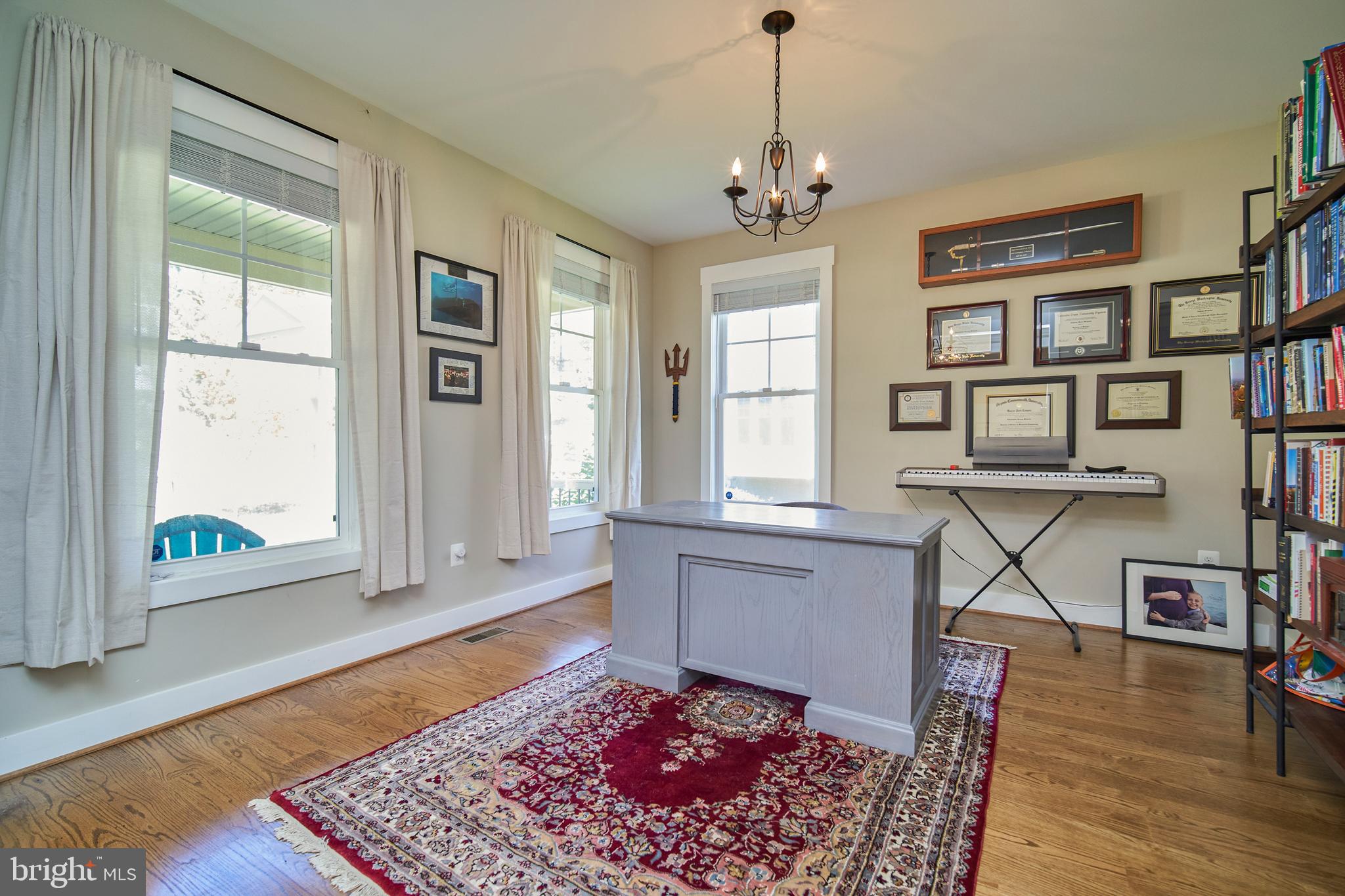 3117 Spring Drive Alexandria, VA 22306 - Photo 16 of 48 Front room - great for office, living / music room