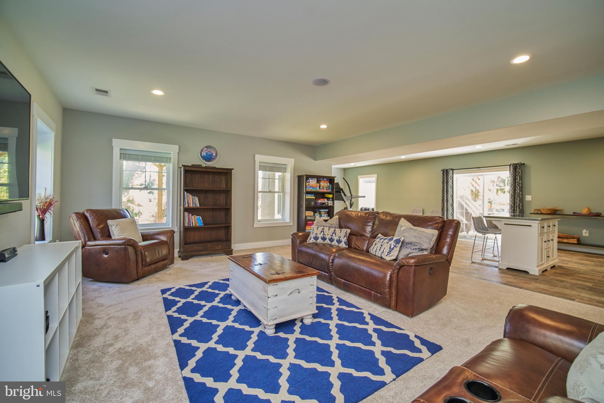 3117 Spring Drive Alexandria, VA 22306 - Photo 30 of 48 Lower level Family room - lots of windows