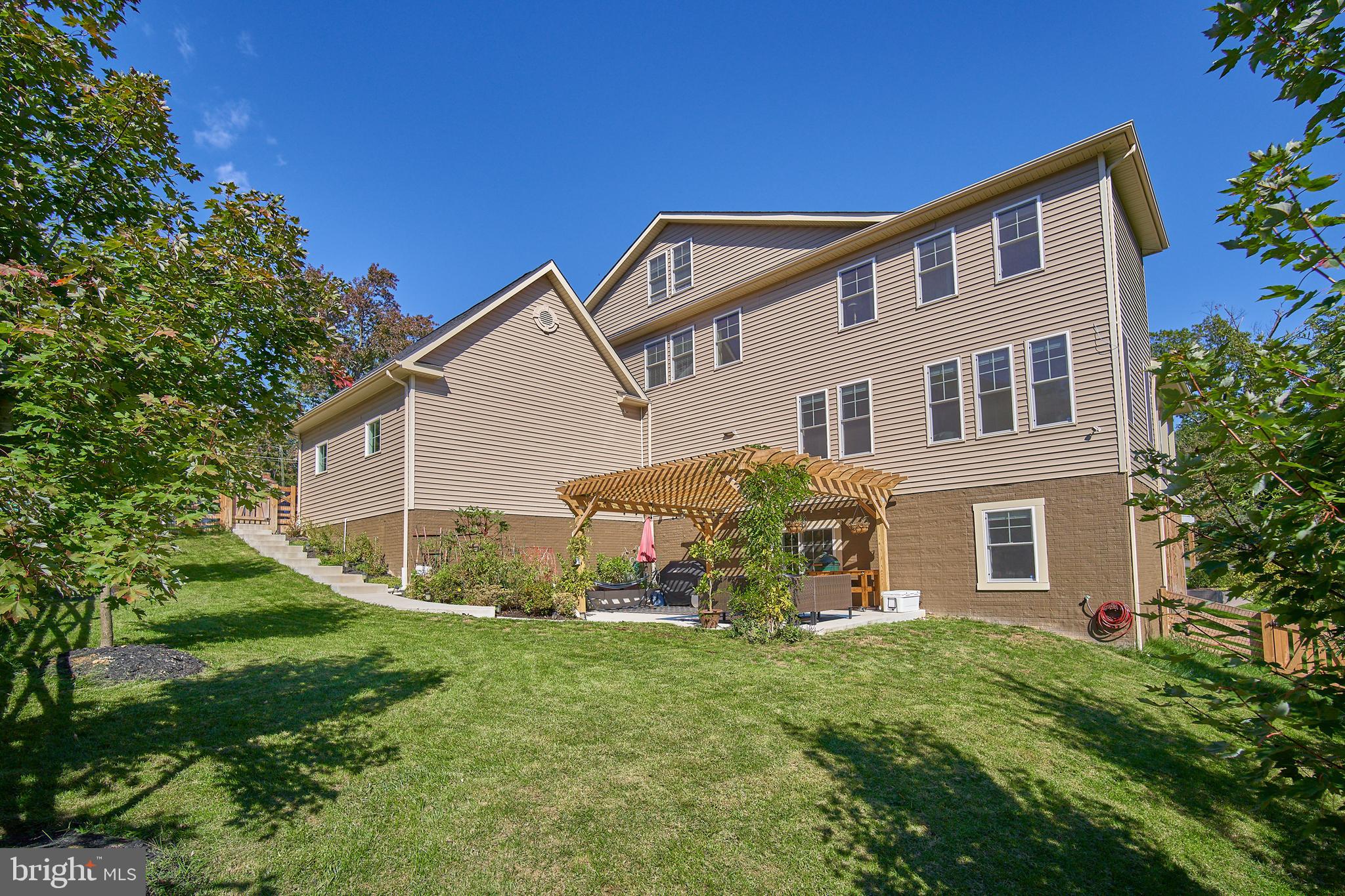 3117 Spring Drive Alexandria, VA 22306 - Photo 44 of 48 Lots of yard for kids & pets, Plenty of trees