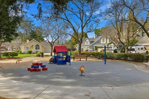 $2,949,950 | 800 Fountain Park Lane, Mountain View, CA 94043