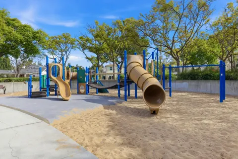 $2,949,950 | 800 Fountain Park Lane, Mountain View, CA 94043