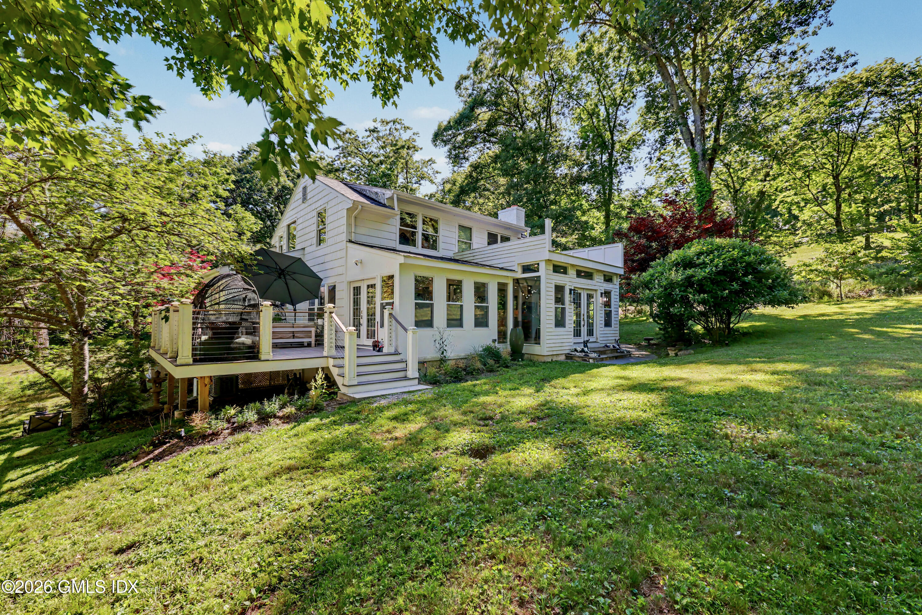 84 Hunting Ridge Road Greenwich, CT 06831 - Photo 36 of 37 Side Exterior