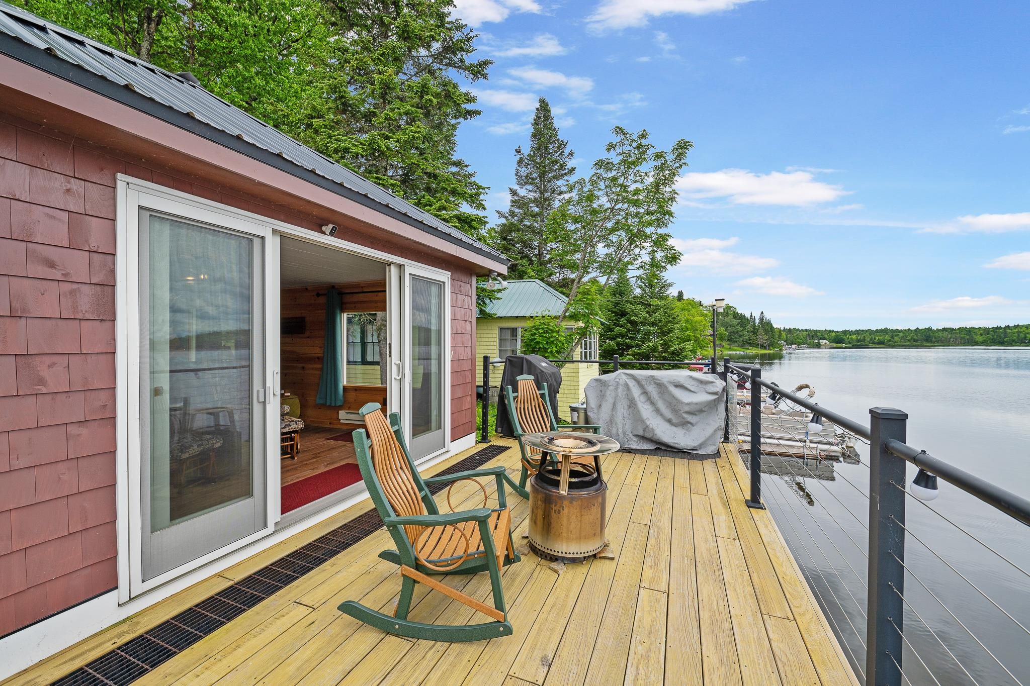 1437 Diamond Pond Road Stewartstown, NH 03576 - Photo 3 of 60