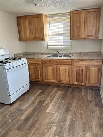 $1,200 | 205 North Las Vegas Trail, White Settlement, TX 76108