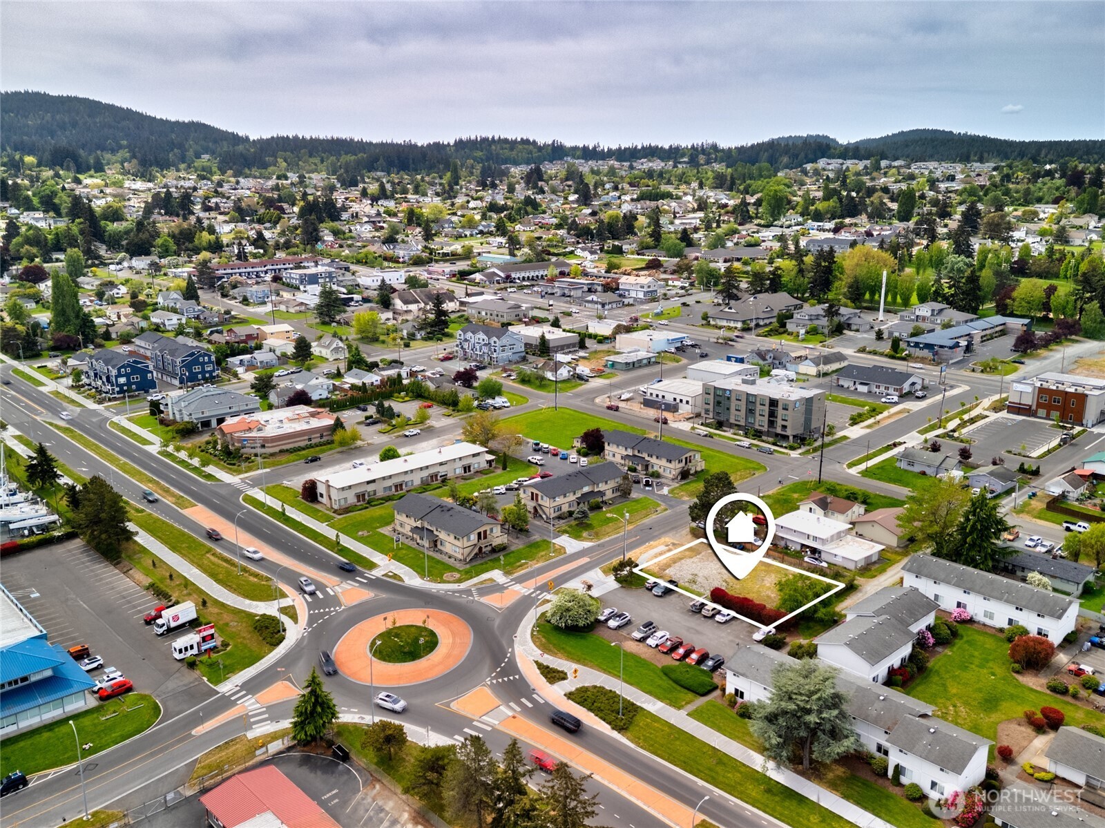 810 30th Street Anacortes, WA 98221 - Photo 19 of 20 an aerial view of residential houses with outdoor space