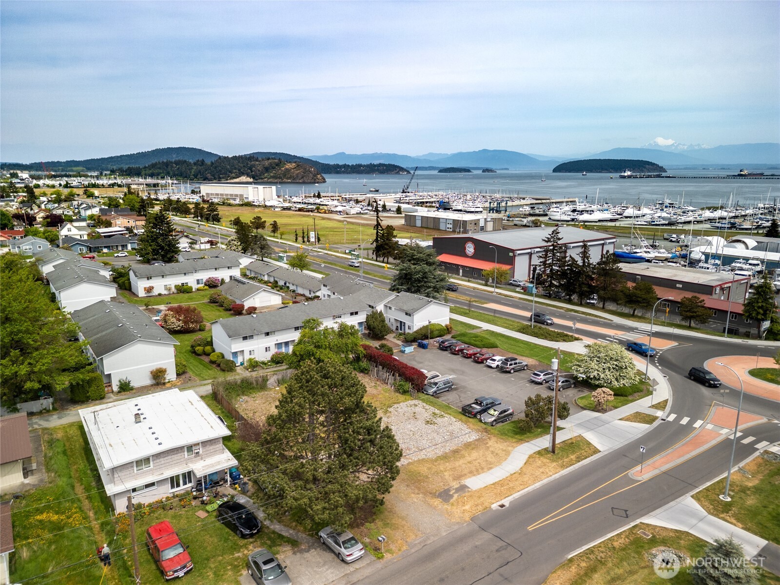 810 30th Street Anacortes, WA 98221 - Photo 3 of 20 an aerial view of a city