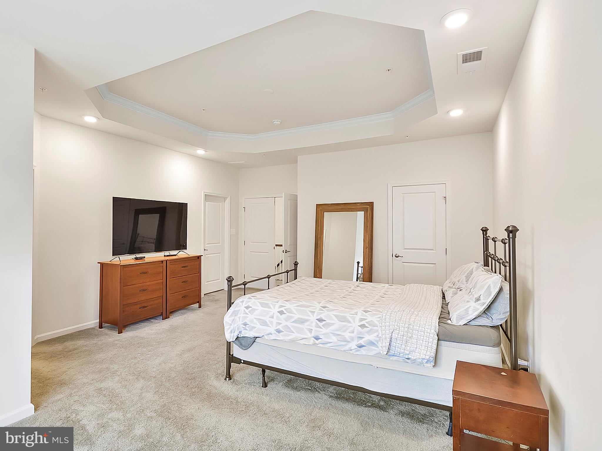 5946 Leben Drive Frederick, MD 21703 - Photo 15 of 23 Huge Master bedroom w/ two walk-in closets