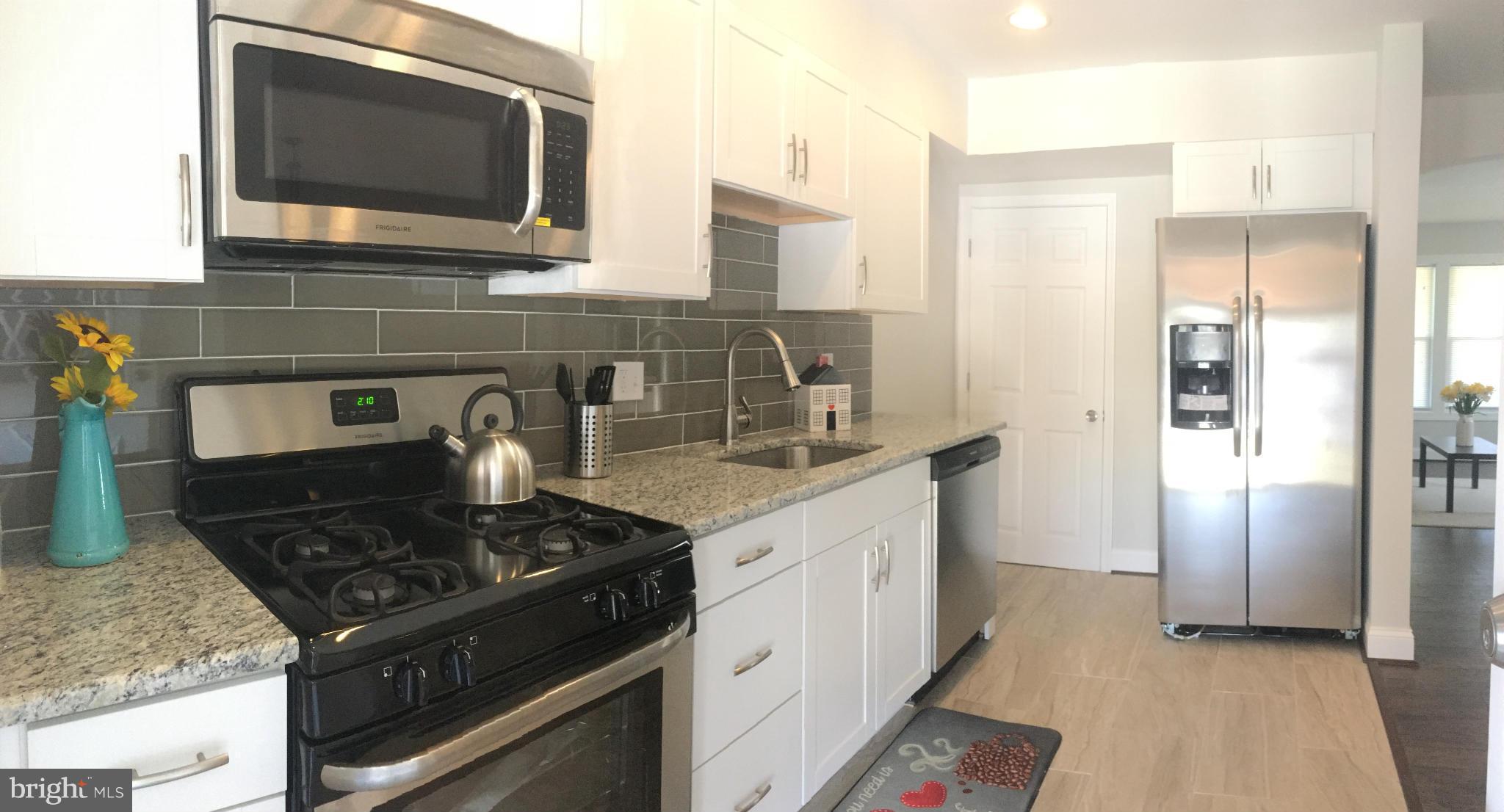 8000 Kimberly Road Baltimore, MD 21222 - Photo 3 of 30 Kitchen