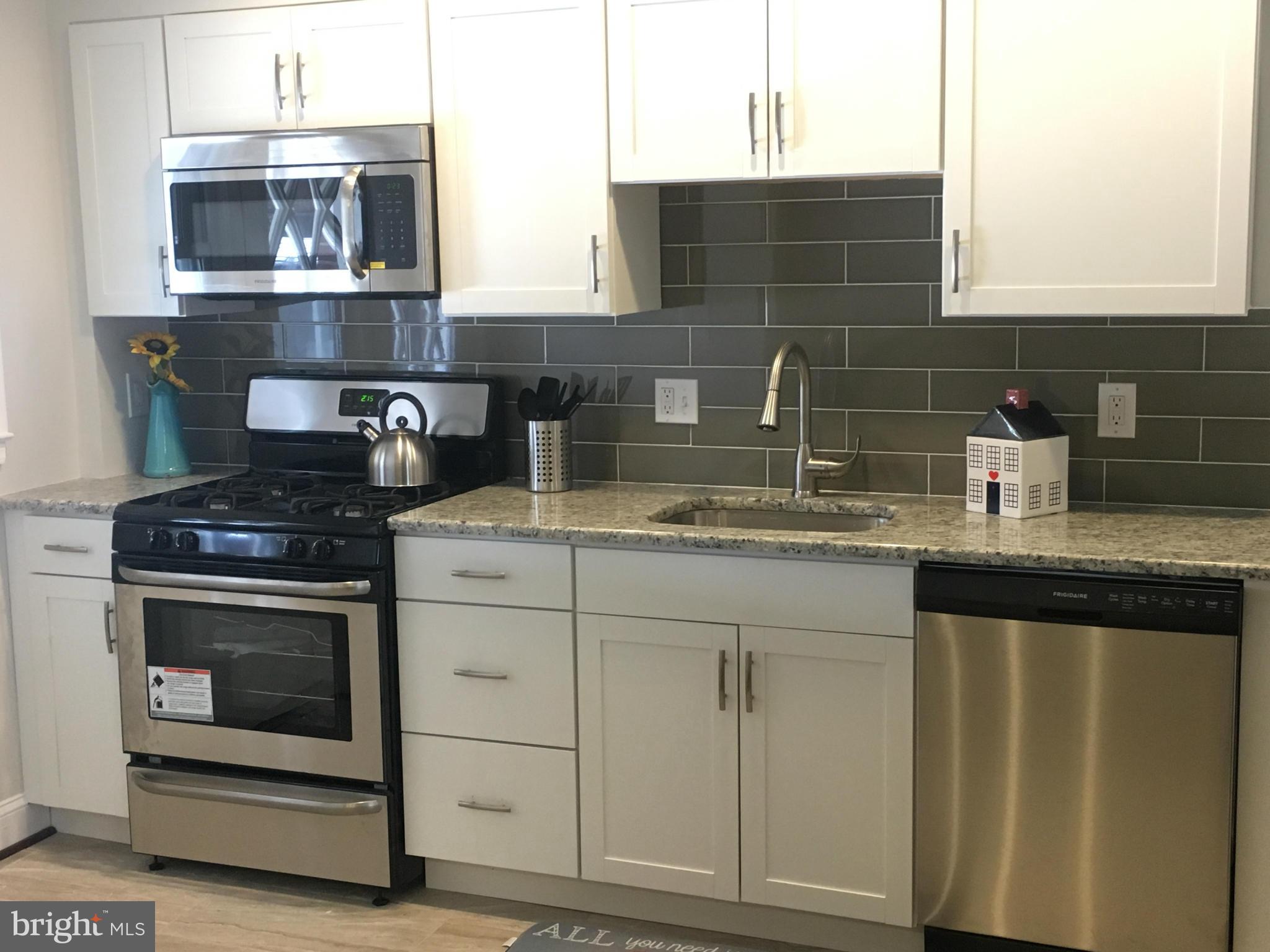 8000 Kimberly Road Baltimore, MD 21222 - Photo 6 of 30 Kitchen