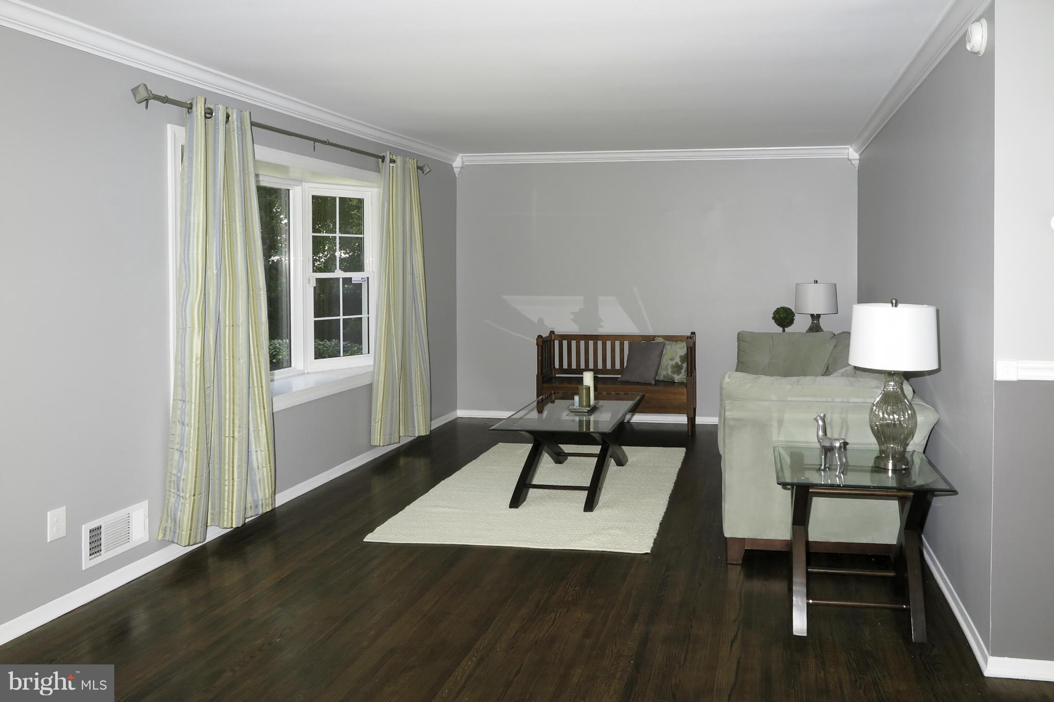 8305 Greeley Boulevard Springfield, VA 22152 - Photo 13 of 30 Living Room
