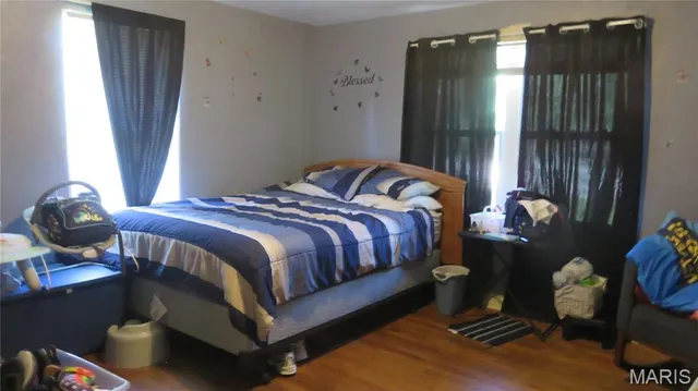 $225,000 | 900 Lincoln Highway, Fairview Heights, IL 62208