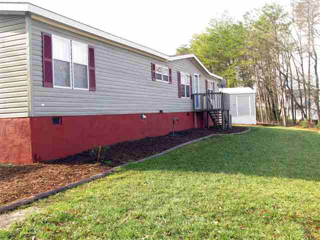 823 Harvey Road Greer, SC 29651 - Photo 3 of 17 Gallery Image 3