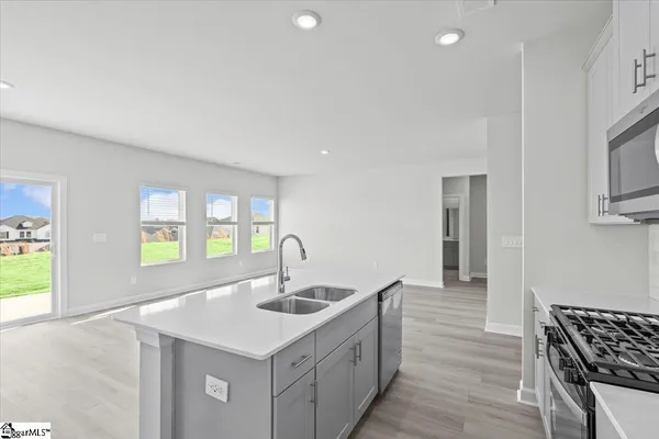 $339,000 | 1577 Erindale Drive, Wellford, SC 29385