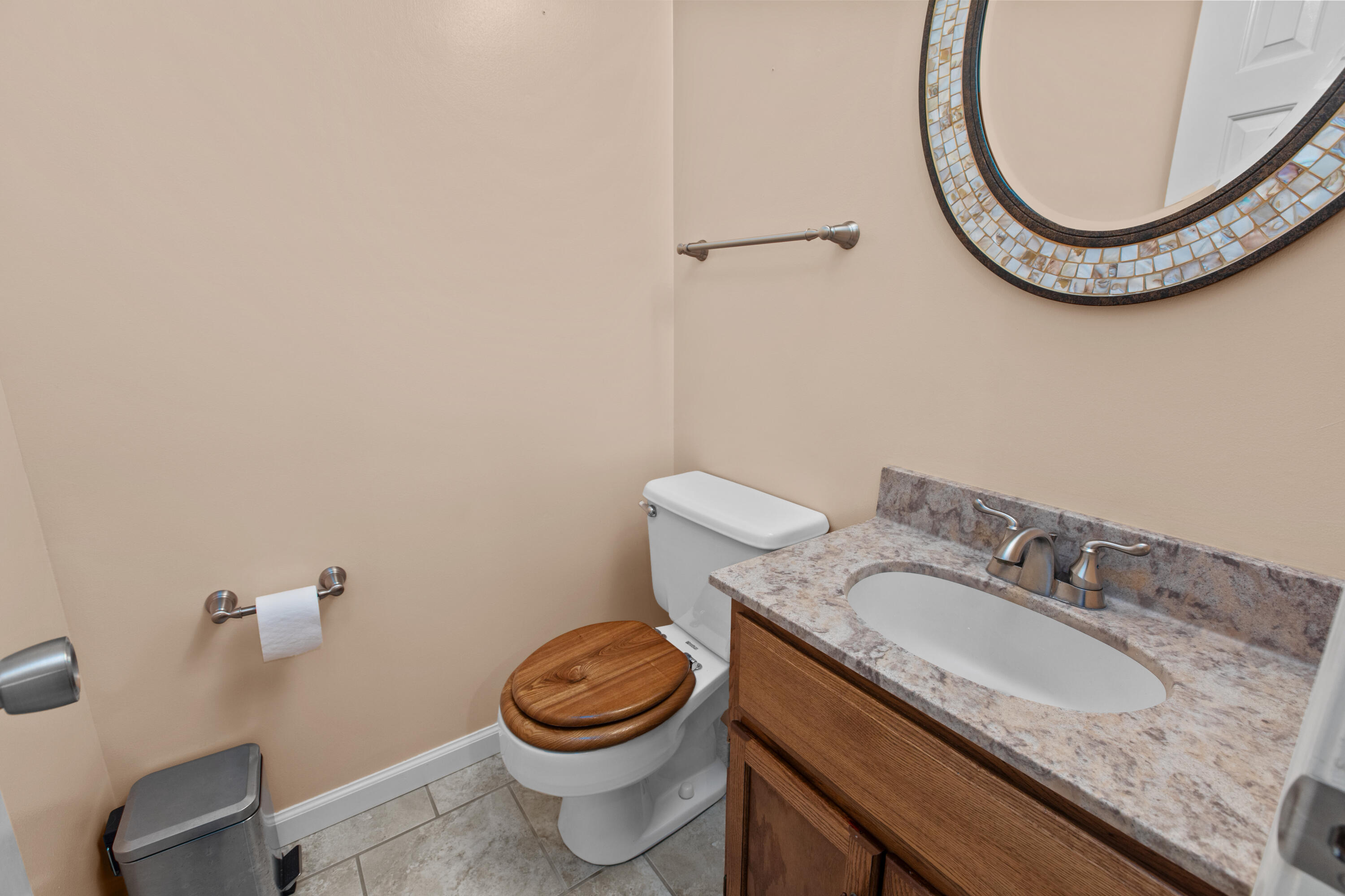 208 Falcon Road Versailles, KY 40383 - Photo 13 of 28 Downstairs Half Bathroom