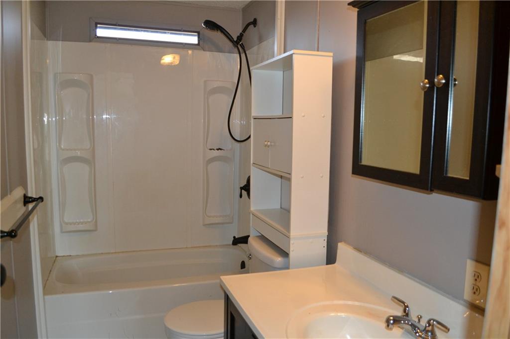 1396 Jackson Road Williamsburg, KS 66095 - Photo 13 of 22