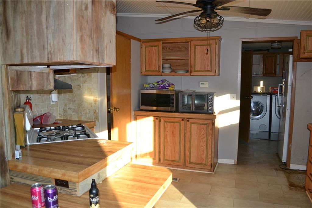 1396 Jackson Road Williamsburg, KS 66095 - Photo 6 of 22