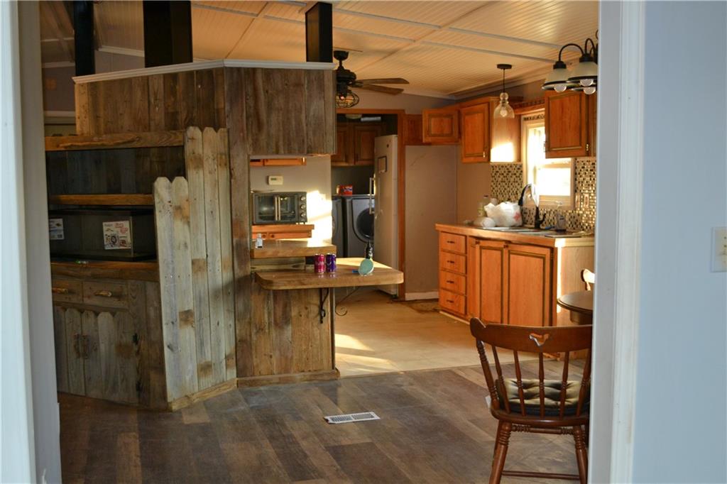 1396 Jackson Road Williamsburg, KS 66095 - Photo 9 of 22