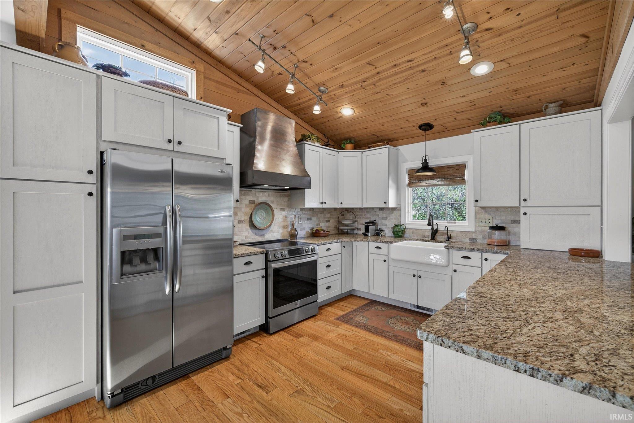 410 East Blue Ridge Drive Bloomington, IN 47408 - Photo 10 of 36