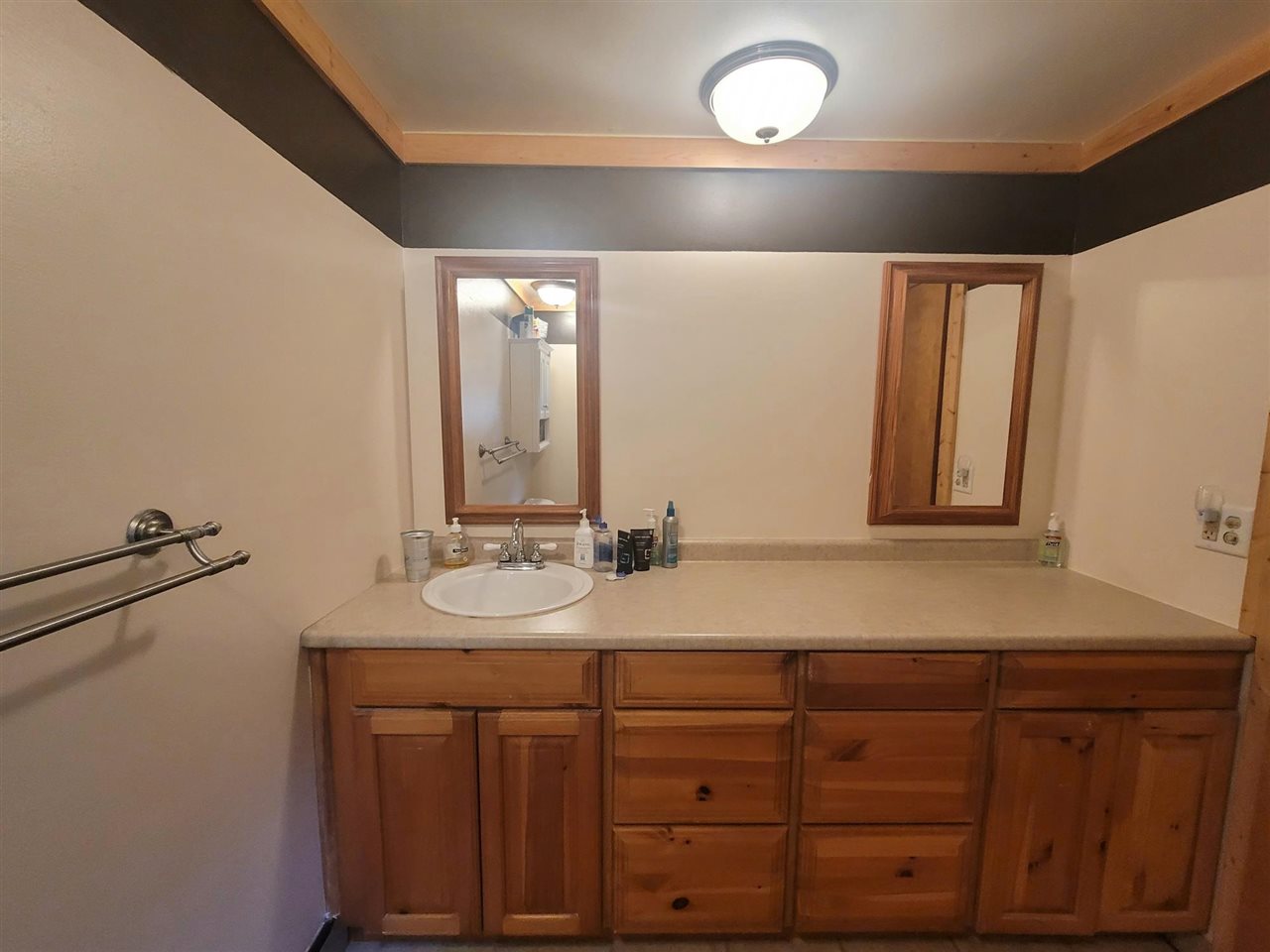 12473 Tuscola Road Clio, MI 48420 - Photo 11 of 39 Primary Full Bath