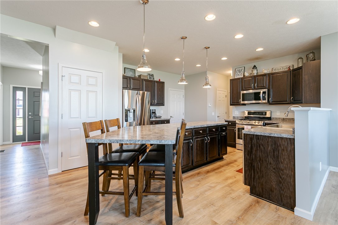 12 Blaydon Loop Henrietta, NY 14586 - Photo 6 of 41