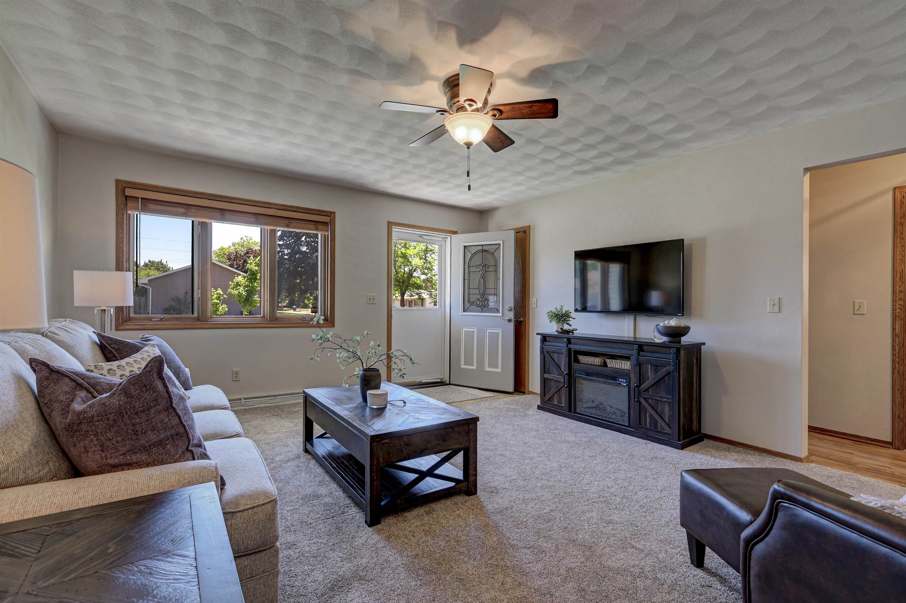 2909 South Summerset Drive Appleton, WI 54915 - Photo 13 of 42