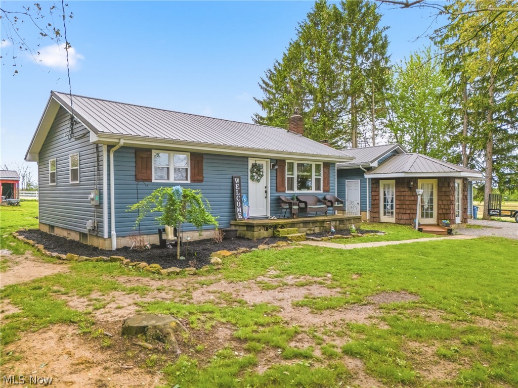 1477 East Garfield Road New Springfield, OH 44443 - Photo 1 of 36 Gallery Image 1