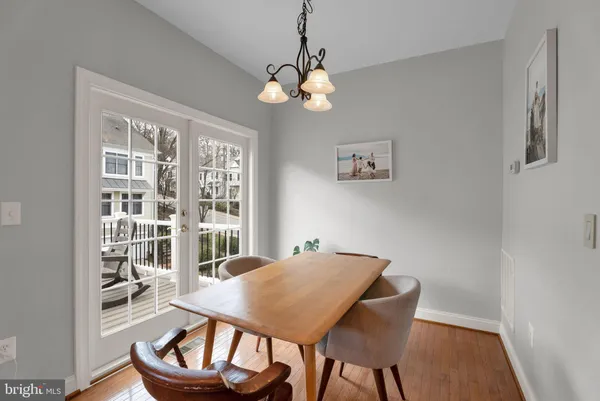 $3,528 | 92 Washington Street, Occoquan, VA 22125