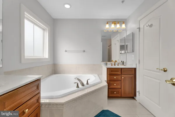 $3,528 | 92 Washington Street, Occoquan, VA 22125