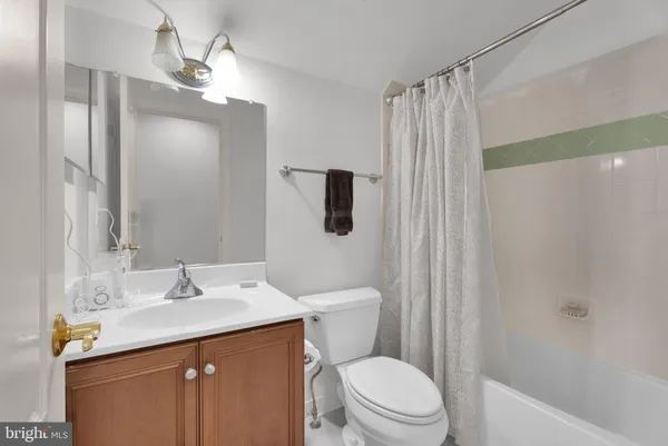 $3,528 | 92 Washington Street, Occoquan, VA 22125