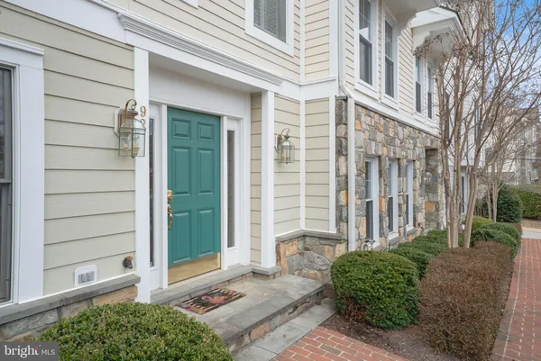 $3,528 | 92 Washington Street, Occoquan, VA 22125