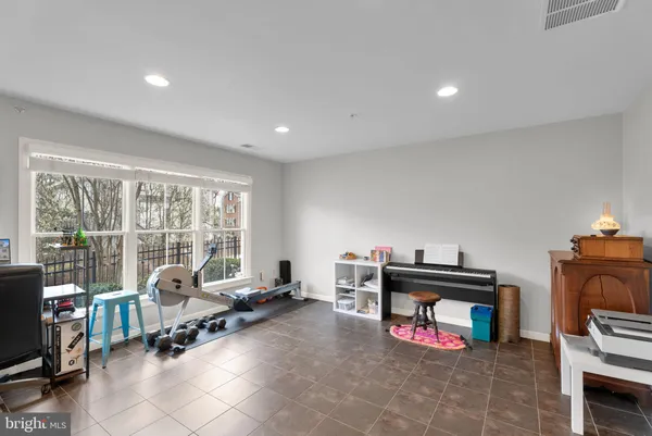 $3,528 | 92 Washington Street, Occoquan, VA 22125