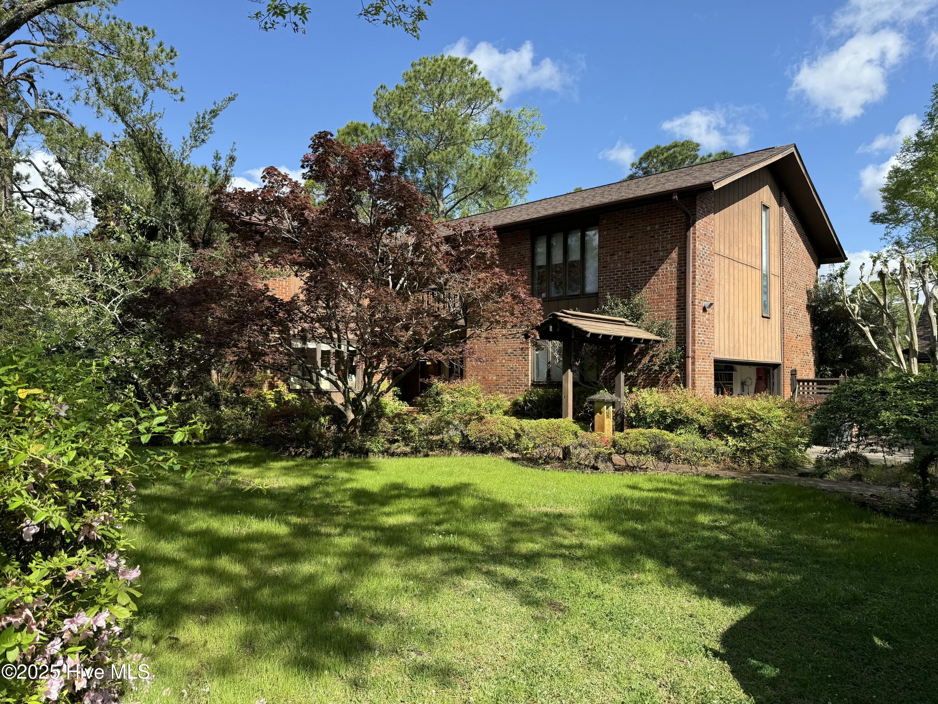 906 Robert E Lee Drive Wilmington, NC 28412 - Photo 2 of 51 IMG_3812