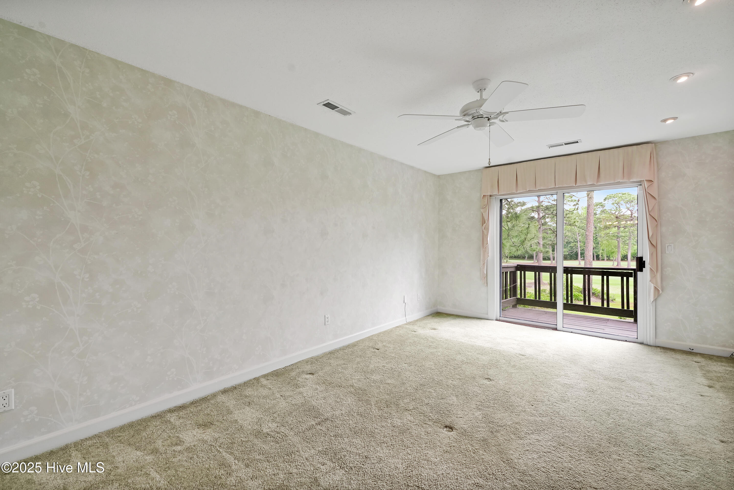 906 Robert E Lee Drive Wilmington, NC 28412 - Photo 30 of 51 906RobertELeeDrive-34