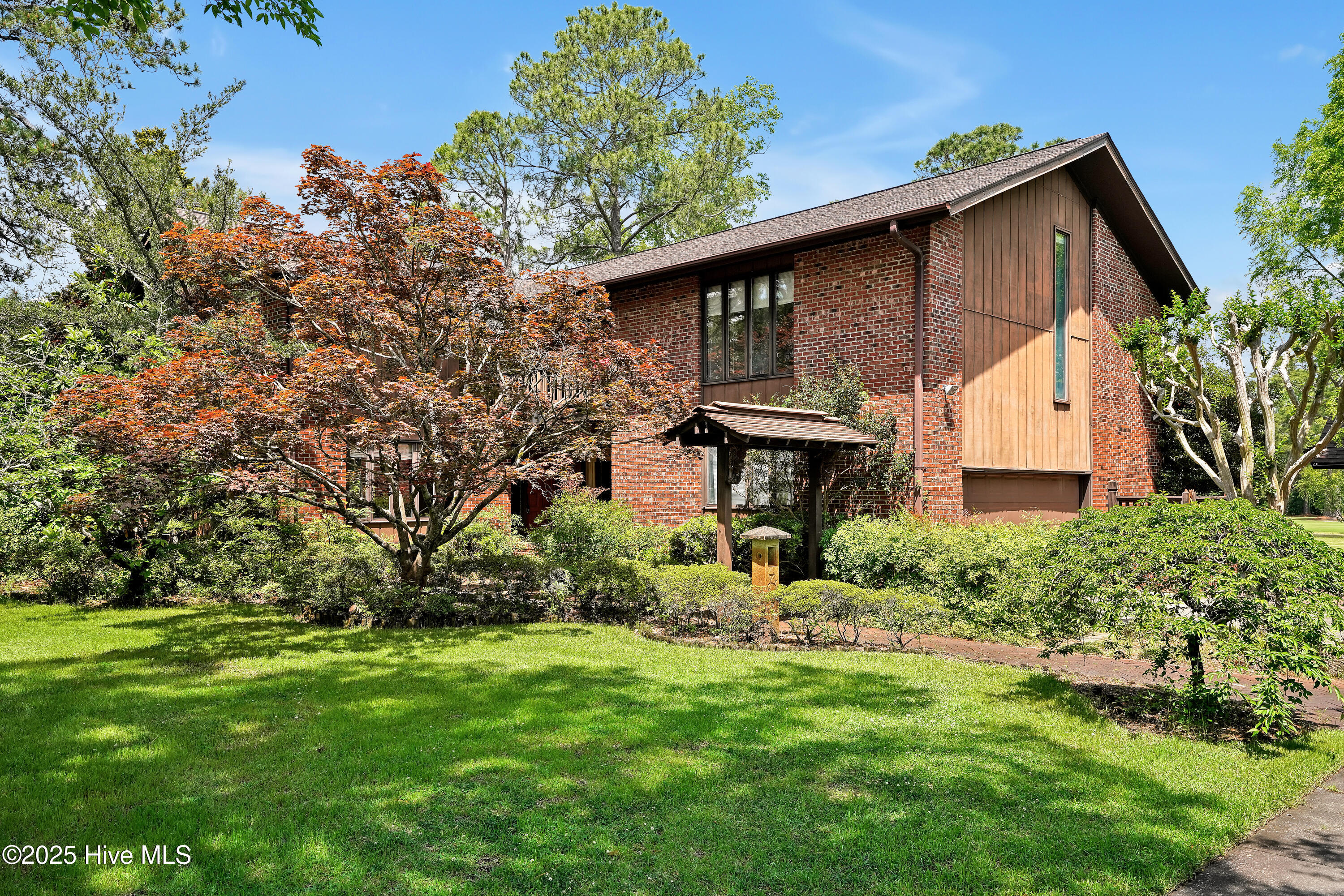 906 Robert E Lee Drive Wilmington, NC 28412 - Photo 3 of 51 906RobertELeeDrive-1