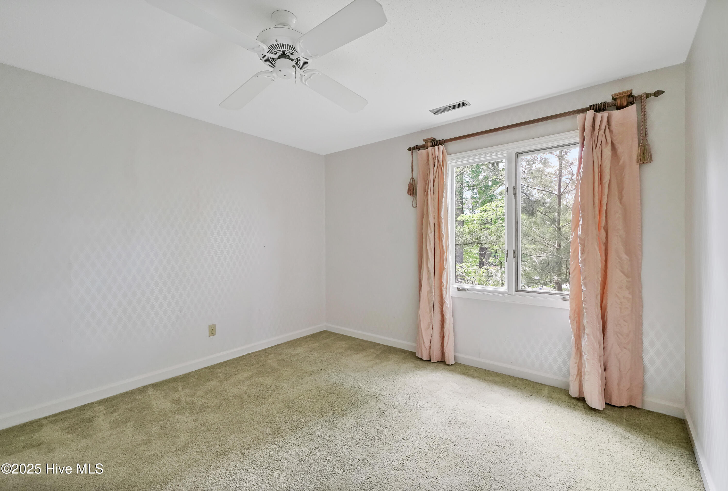 906 Robert E Lee Drive Wilmington, NC 28412 - Photo 36 of 51 906RobertELeeDrive-42