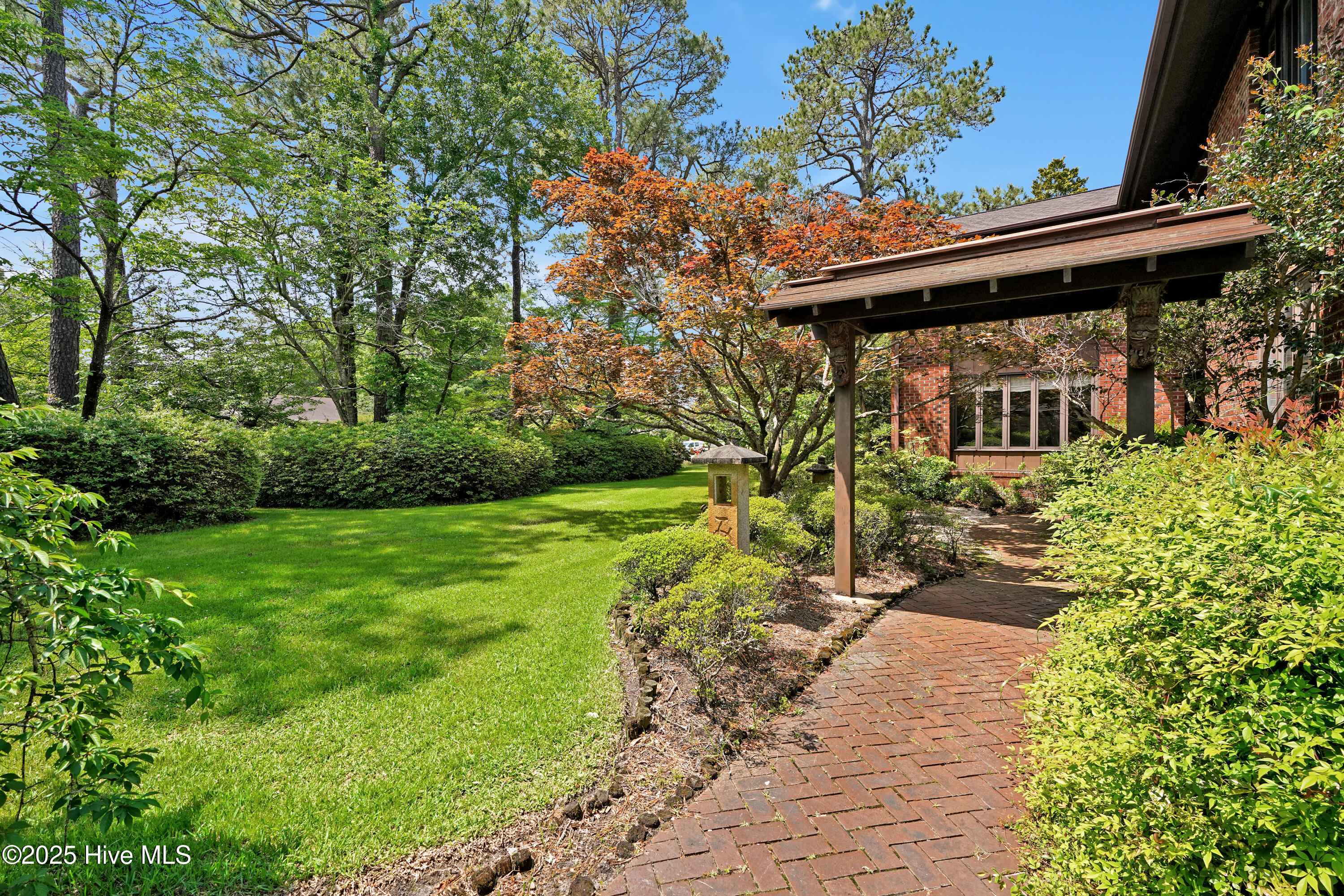 906 Robert E Lee Drive Wilmington, NC 28412 - Photo 6 of 51 906RobertELeeDrive-3