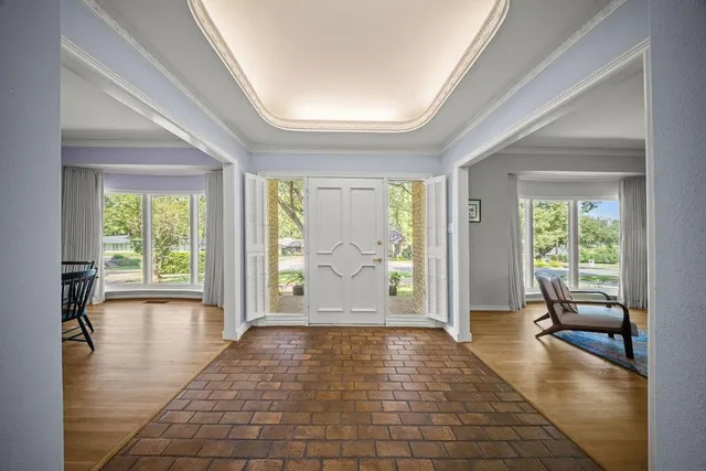 $1,290,000 | 11714 El Hara Circle, Dallas, TX 75230