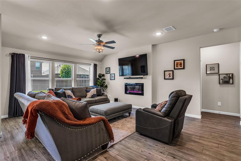 621 Hazeltine Road Red Oak, TX 75154 - Photo 24 of 33