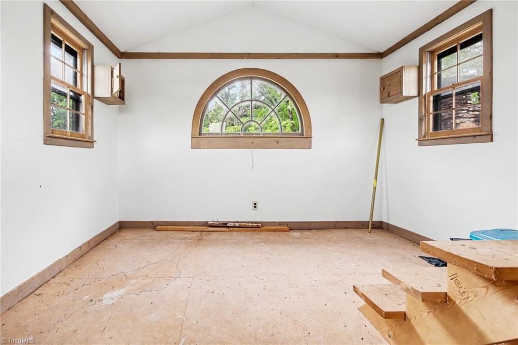 1413 Mission Road Danbury, NC 27016 - Photo 19 of 27