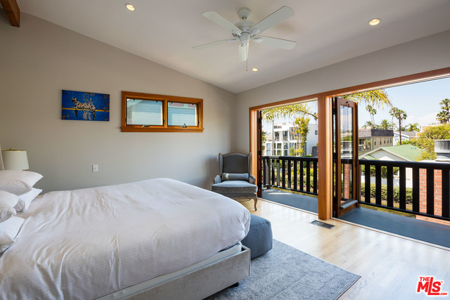 432 Howland Canal Venice, CA 90291 - Photo 17 of 29