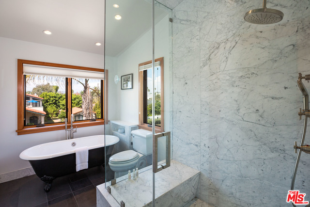 432 Howland Canal Venice, CA 90291 - Photo 19 of 29